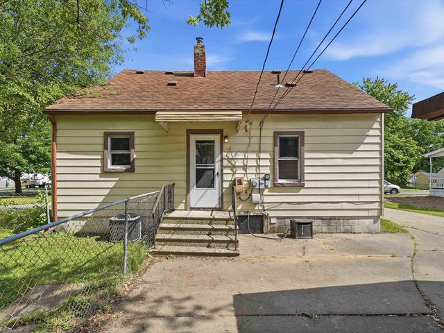 32629 Donnelly Street, Garden City, MI 48135