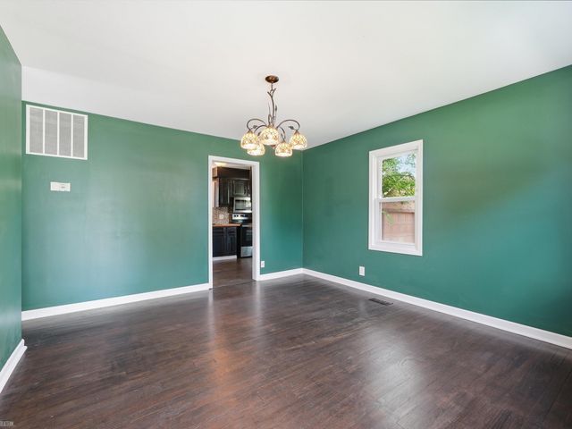 32629 Donnelly Street, Garden City, MI 48135