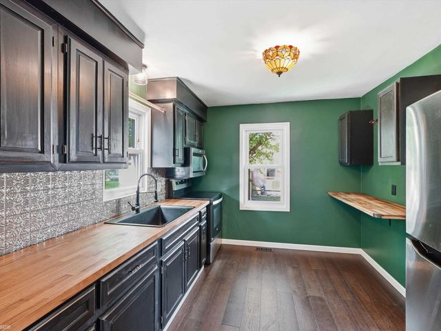 32629 Donnelly Street, Garden City, MI 48135