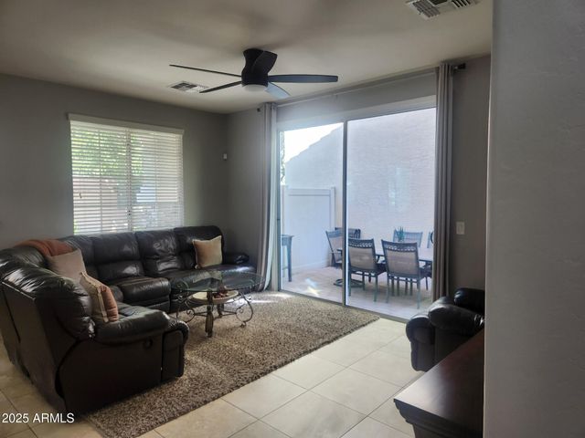 964 S ALMIRA Avenue, Gilbert, AZ 85296