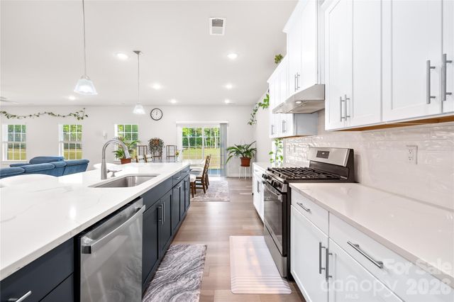 832 Dogwood Creek Lane, Indian Trail, NC 28079
