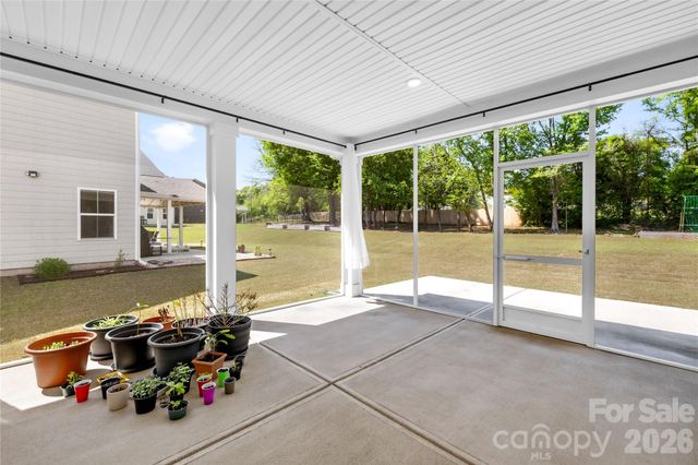 832 Dogwood Creek Lane, Indian Trail, NC 28079