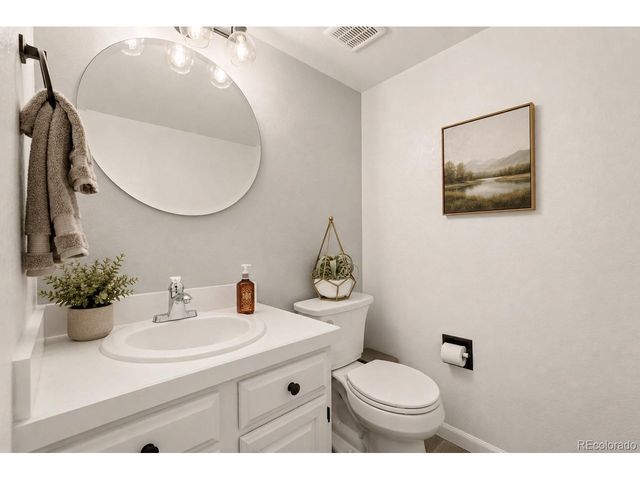 7600 S Monaco Way, Centennial, CO 80112