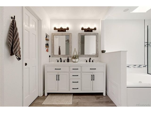 7600 S Monaco Way, Centennial, CO 80112