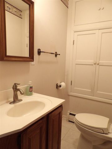 12 Bishop Avenue, Coldwater, MI 49036