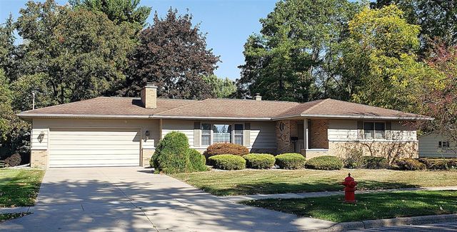 12 Bishop Avenue, Coldwater, MI 49036