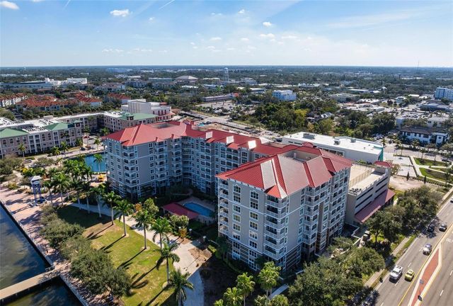 808 3RD AVENUE W 402, Bradenton, FL 34205