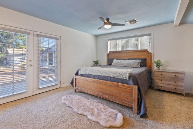 5367 Rosswood Lane, Redding, CA 96001