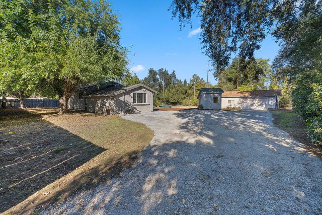 5367 Rosswood Lane, Redding, CA 96001