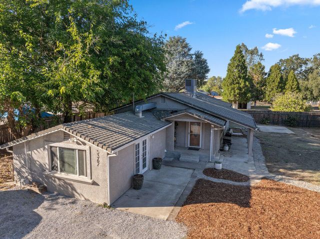 5367 Rosswood Lane, Redding, CA 96001