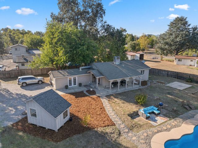 5367 Rosswood Lane, Redding, CA 96001