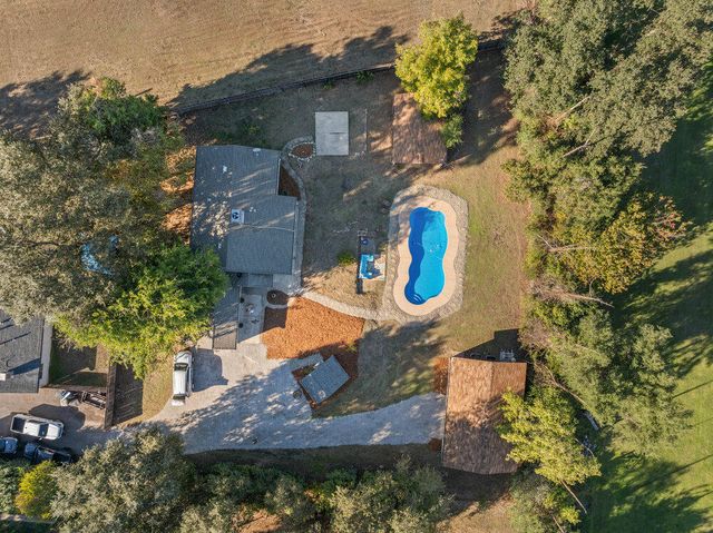 5367 Rosswood Lane, Redding, CA 96001