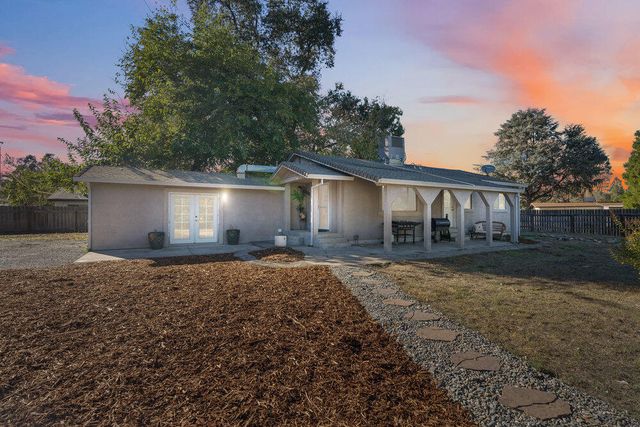 5367 Rosswood Lane, Redding, CA 96001