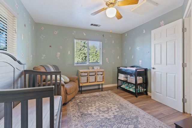 5367 Rosswood Lane, Redding, CA 96001