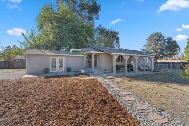 5367 Rosswood Lane, Redding, CA 96001