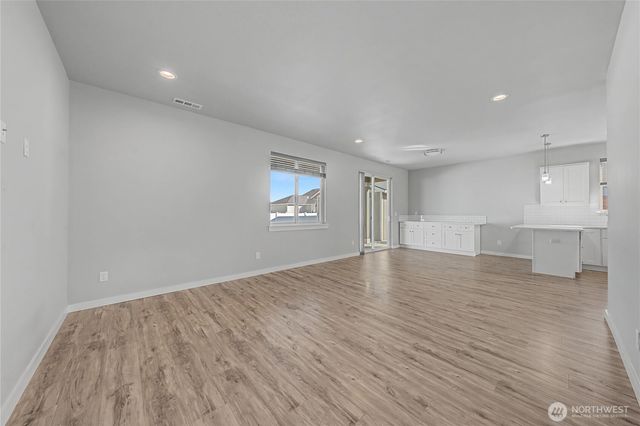 907 NE 5th Avenue, Ephrata, WA 98823