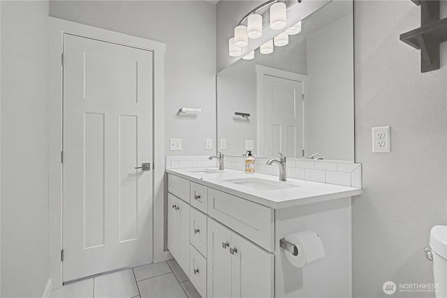 907 NE 5th Avenue, Ephrata, WA 98823