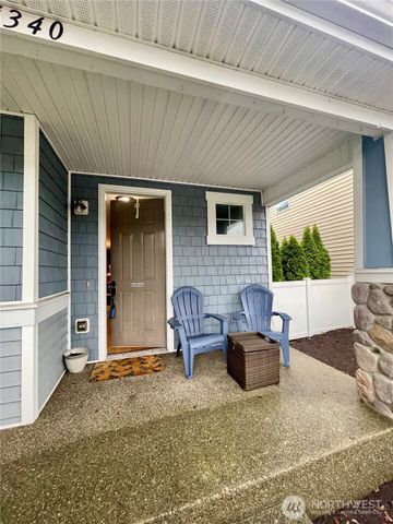 4340 Edgewater Boulevard NE, Lacey, WA 98516