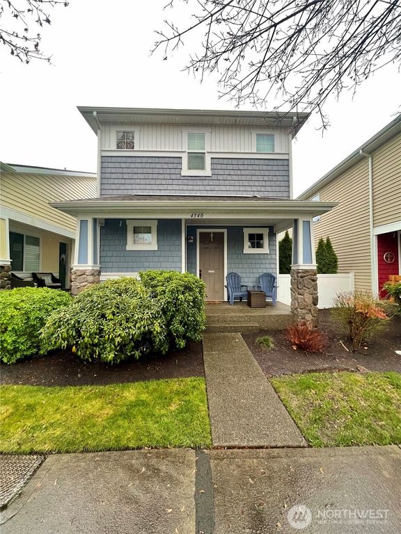 4340 Edgewater Boulevard NE, Lacey, WA 98516