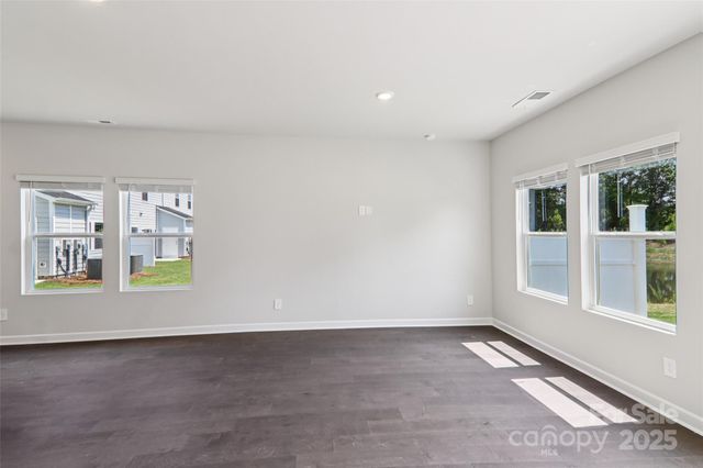 8040 Hidden Springs Trail, Charlotte, NC 28216