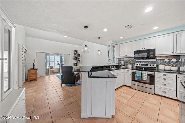 119 Casseekee Trail 3-119, Melbourne Beach, FL 32951