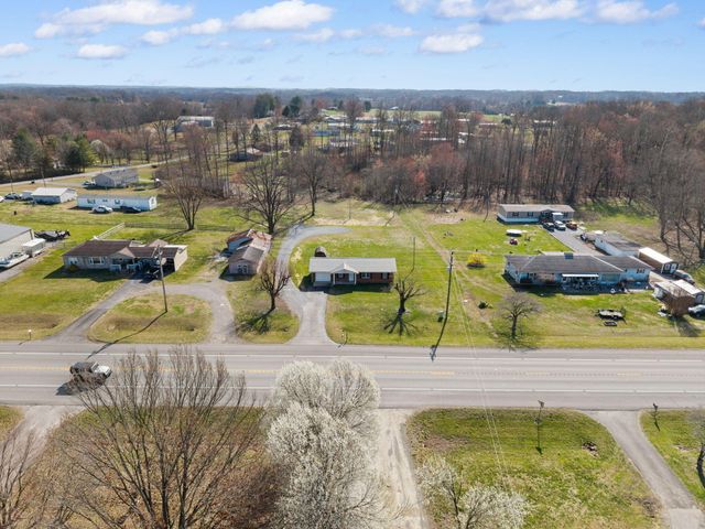 2048 US-127, Russell Springs, KY 42642