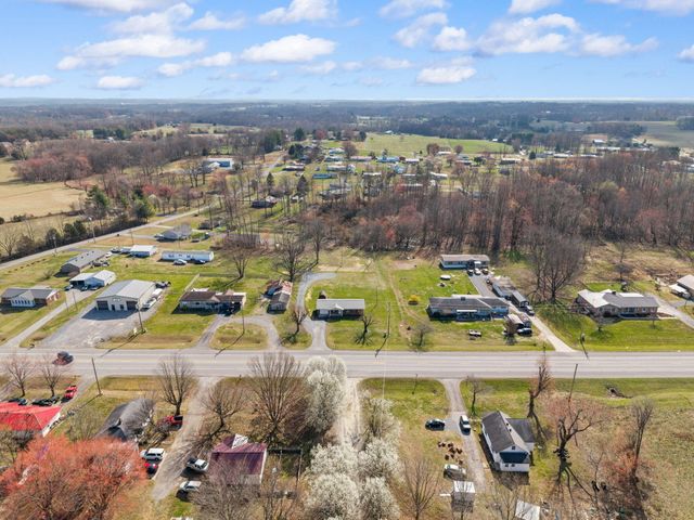 2048 US-127, Russell Springs, KY 42642