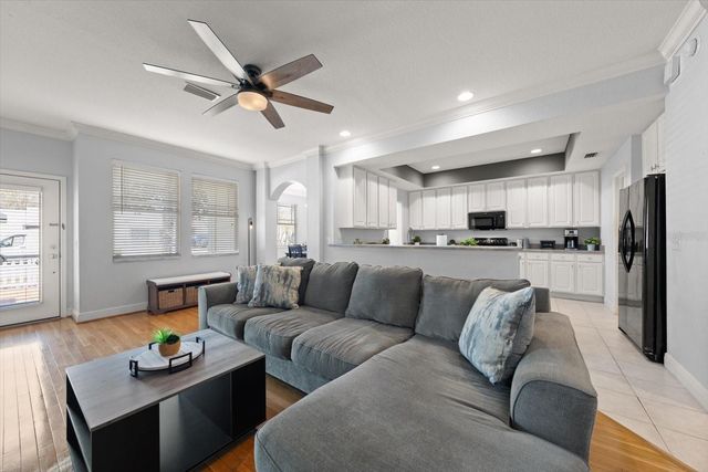 251 1ST AVENUE SW, Largo, FL 33770