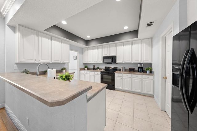 251 1ST AVENUE SW, Largo, FL 33770