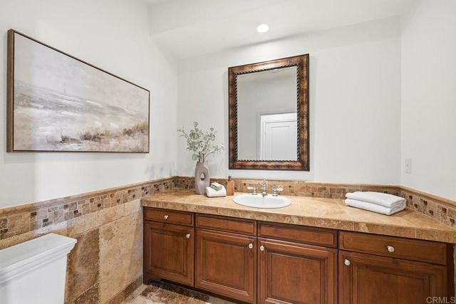 7671 Circulo Sequoia, Carlsbad, CA 92009