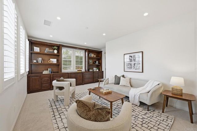 7671 Circulo Sequoia, Carlsbad, CA 92009