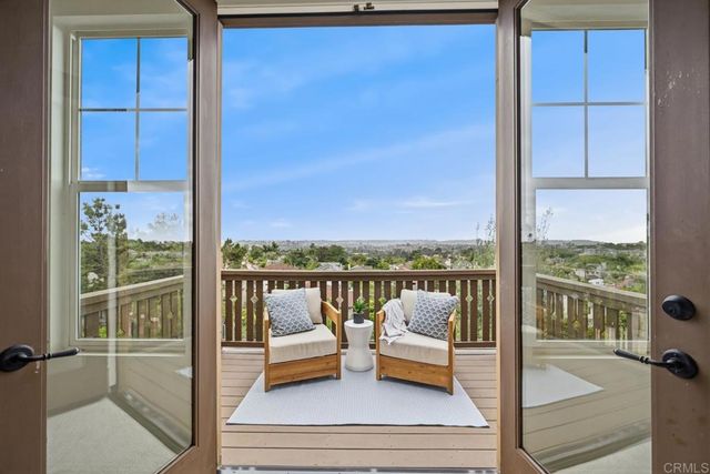 7671 Circulo Sequoia, Carlsbad, CA 92009