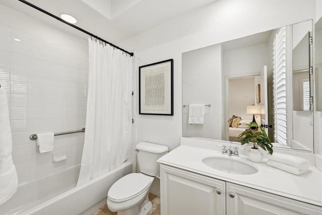 7671 Circulo Sequoia, Carlsbad, CA 92009