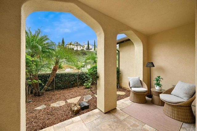 7671 Circulo Sequoia, Carlsbad, CA 92009