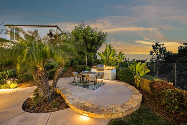 7671 Circulo Sequoia, Carlsbad, CA 92009