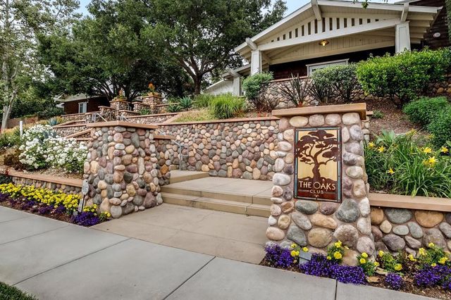 7671 Circulo Sequoia, Carlsbad, CA 92009