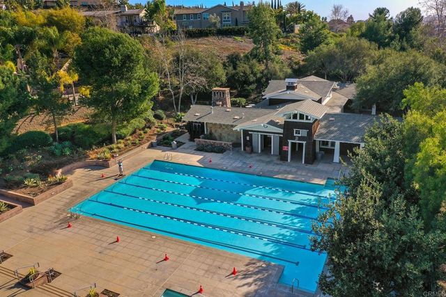 7671 Circulo Sequoia, Carlsbad, CA 92009