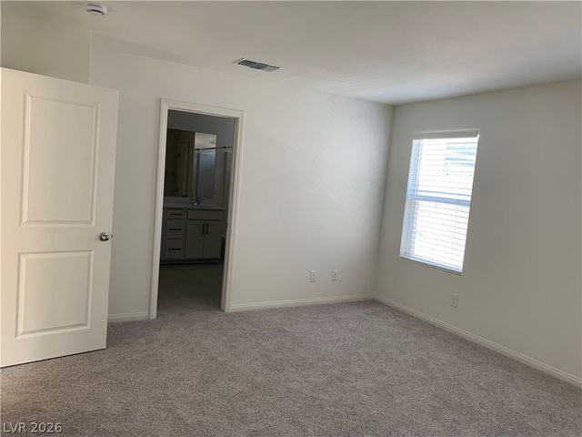 9249 Innot Avenue, Las Vegas, NV 89148