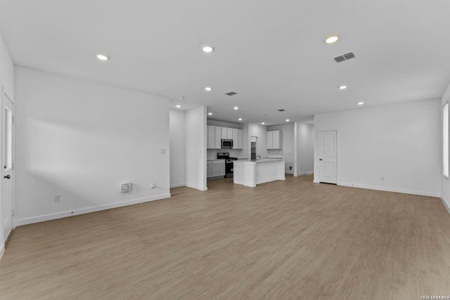 9406 Dassler Springs, Converse, TX 78109