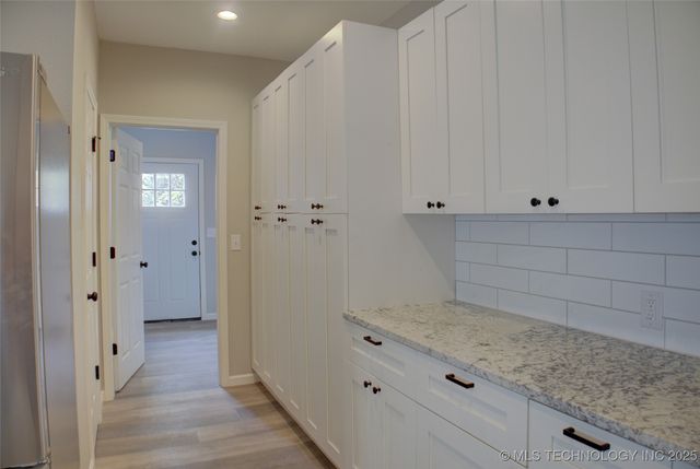 1106 E 6th Street, Okmulgee, OK 74447