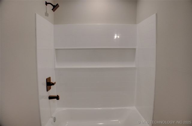 1106 E 6th Street, Okmulgee, OK 74447