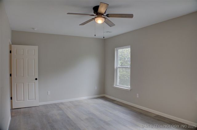 1106 E 6th Street, Okmulgee, OK 74447