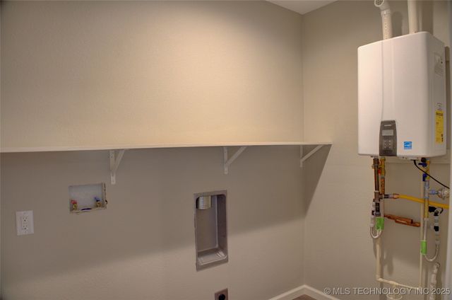 1106 E 6th Street, Okmulgee, OK 74447