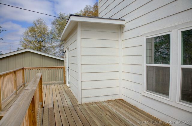 1106 E 6th Street, Okmulgee, OK 74447