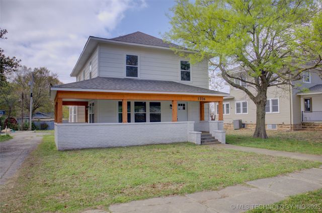 1106 E 6th Street, Okmulgee, OK 74447