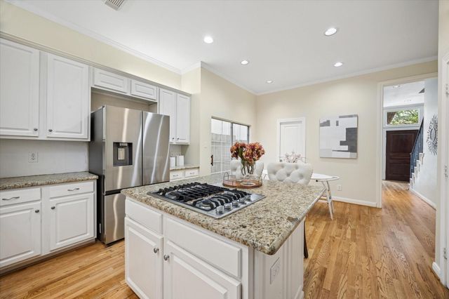 6552 Schuler Street, Houston, TX 77007