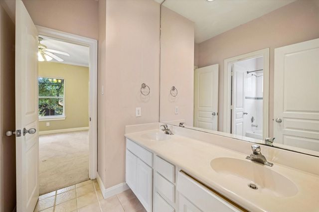 6552 Schuler Street, Houston, TX 77007