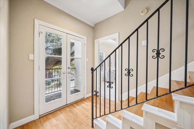 6552 Schuler Street, Houston, TX 77007