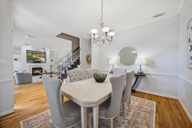 6552 Schuler Street, Houston, TX 77007