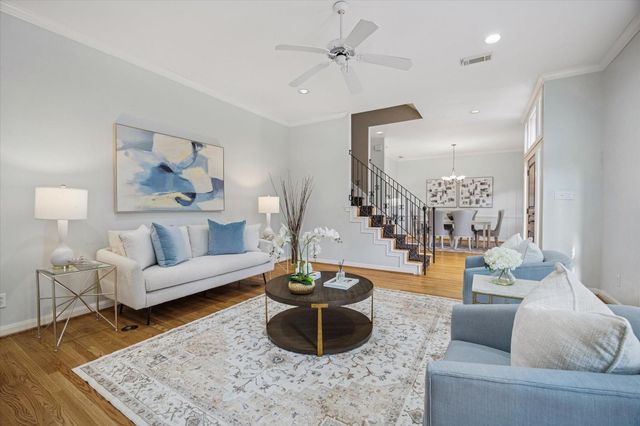 6552 Schuler Street, Houston, TX 77007